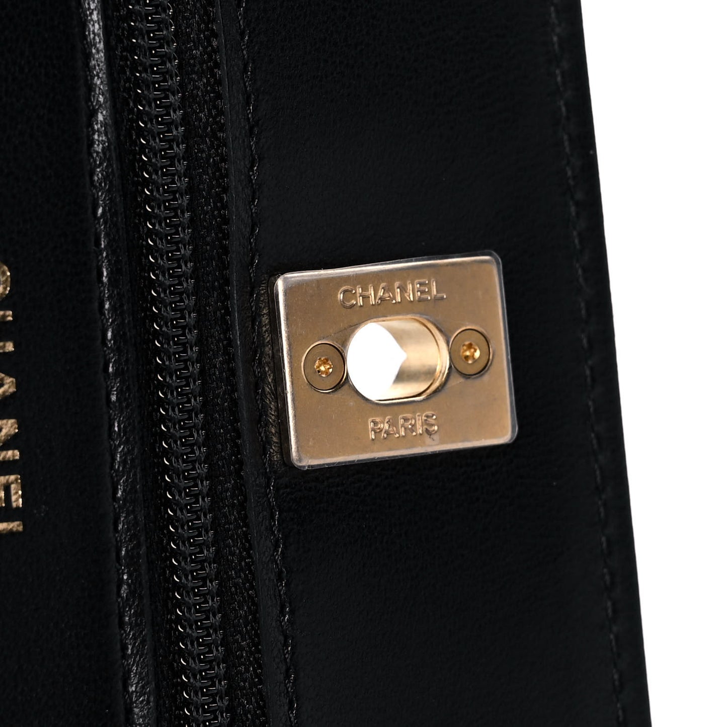 Lambskin Quilted CC Pearl Crush Wallet on Chain WOC Black