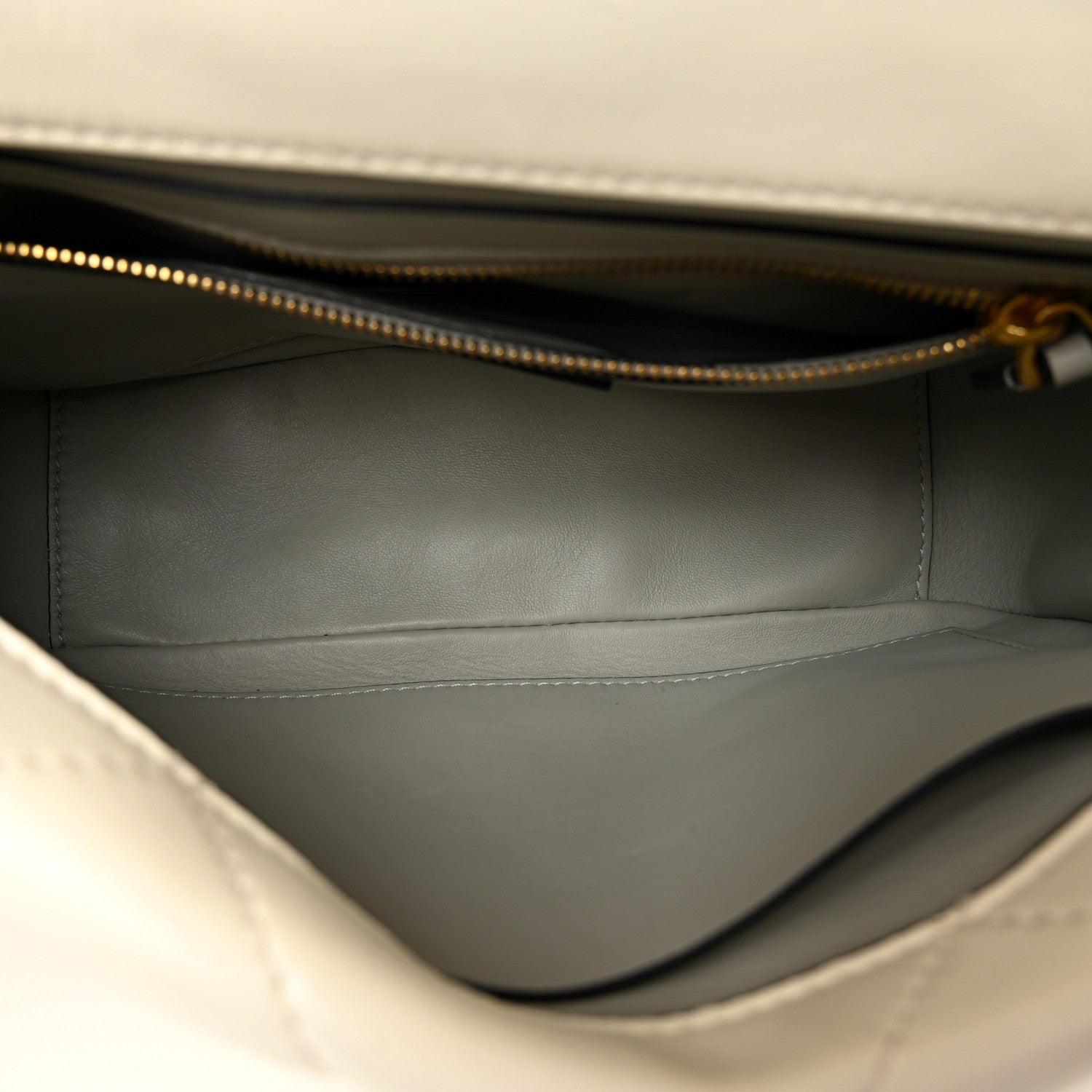 Valentino Garavani Nappa Medium Roman Stud Shoulder Bag Ivory 5 of 15