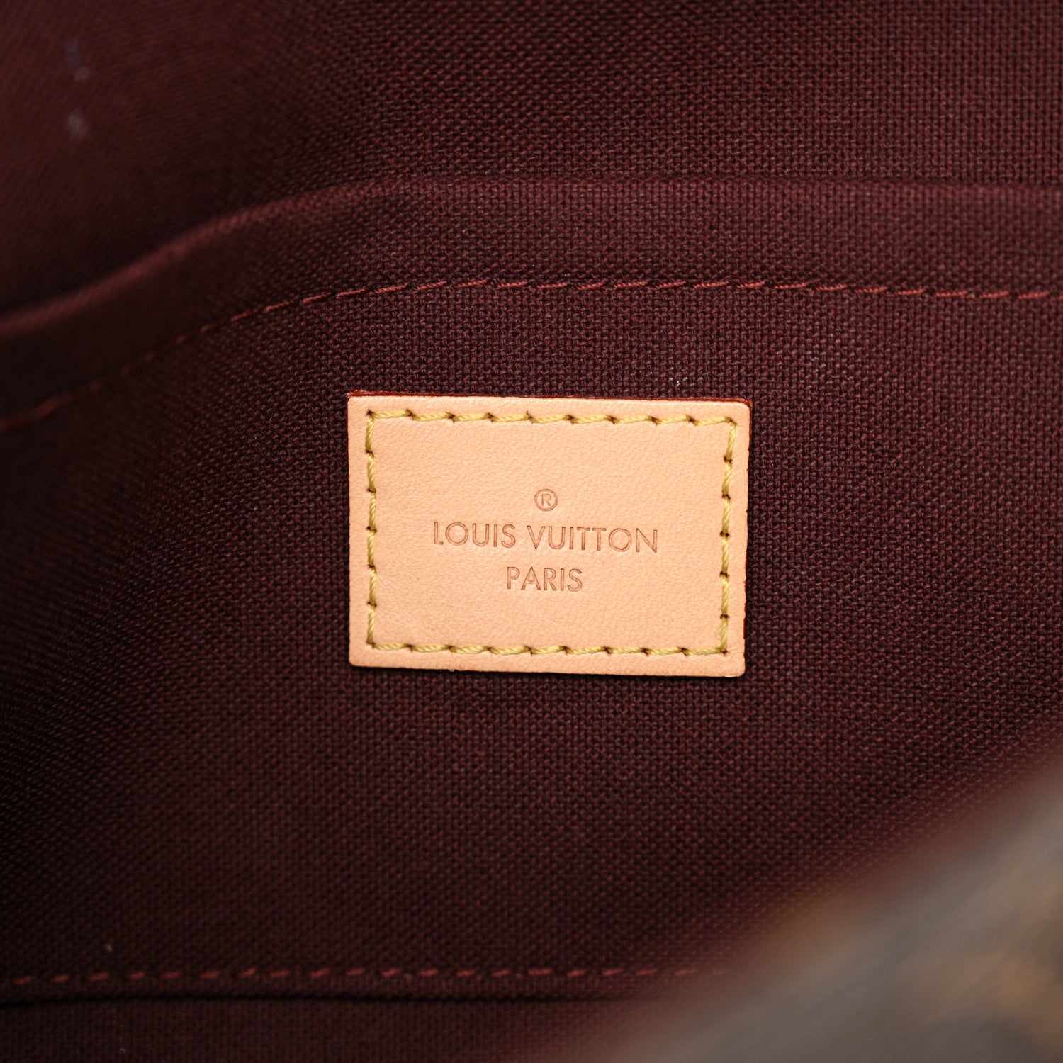 Louis Vuitton Monogram Favorite MM 6 of 15