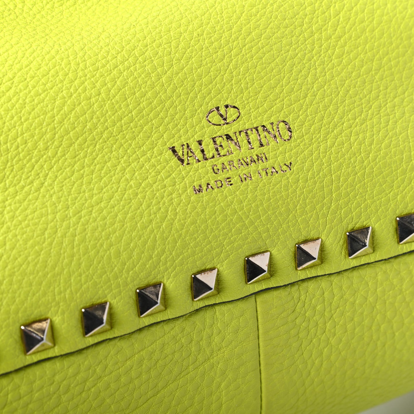 Grained Calfskin Large Rockstud Reversible Tote Pink Yellow