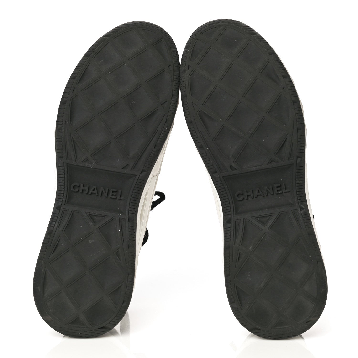 Chanel Velvet Calfskin Mixed Fibers CC Sneakers 40 Ivory Black 8 of 16