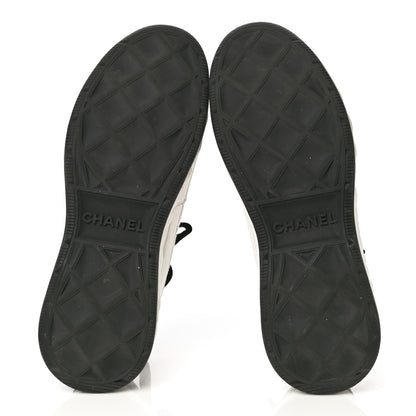 Chanel Velvet Calfskin Mixed Fibers CC Sneakers 40 Ivory Black 8 of 16