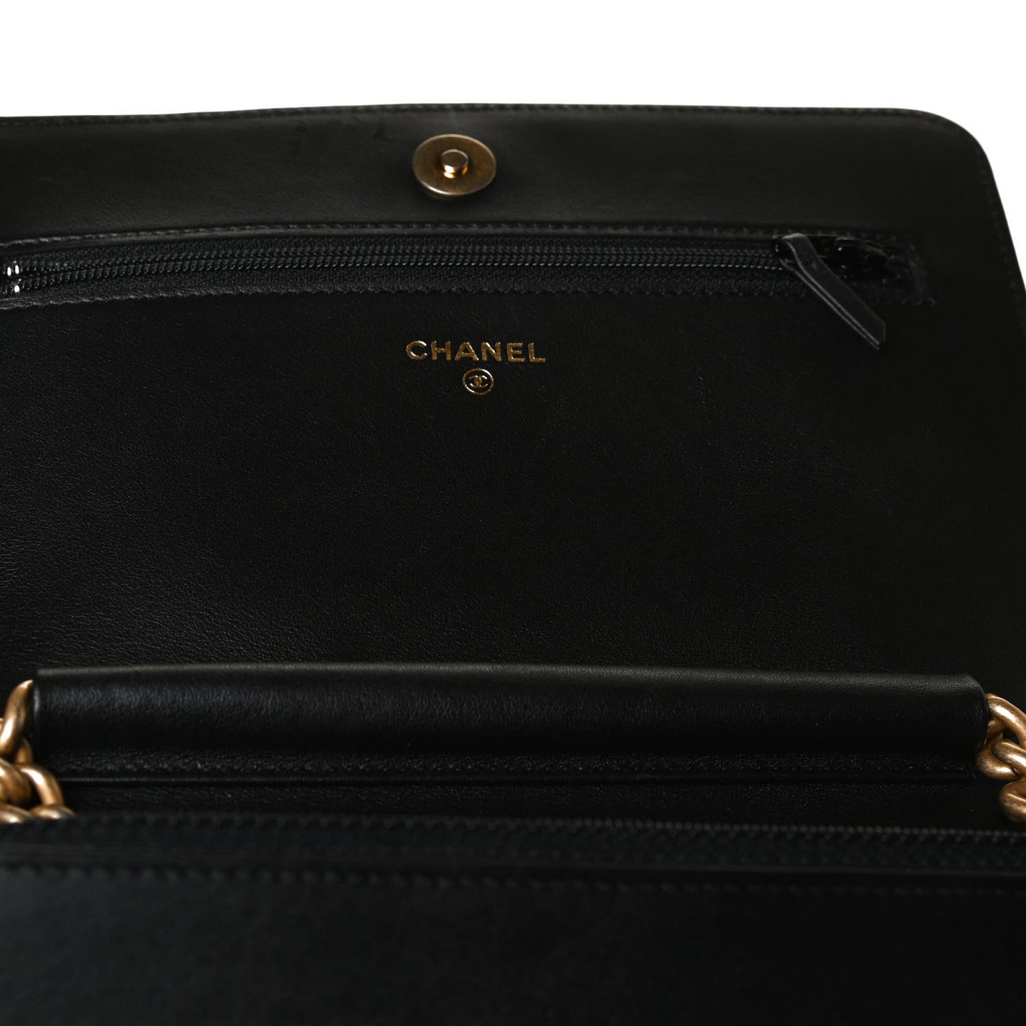 Caviar Quilted Boy Wallet On Chain WOC Black