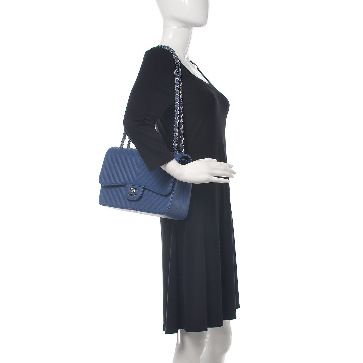 Caviar Chevron Quilted Jumbo Double Flap Blue