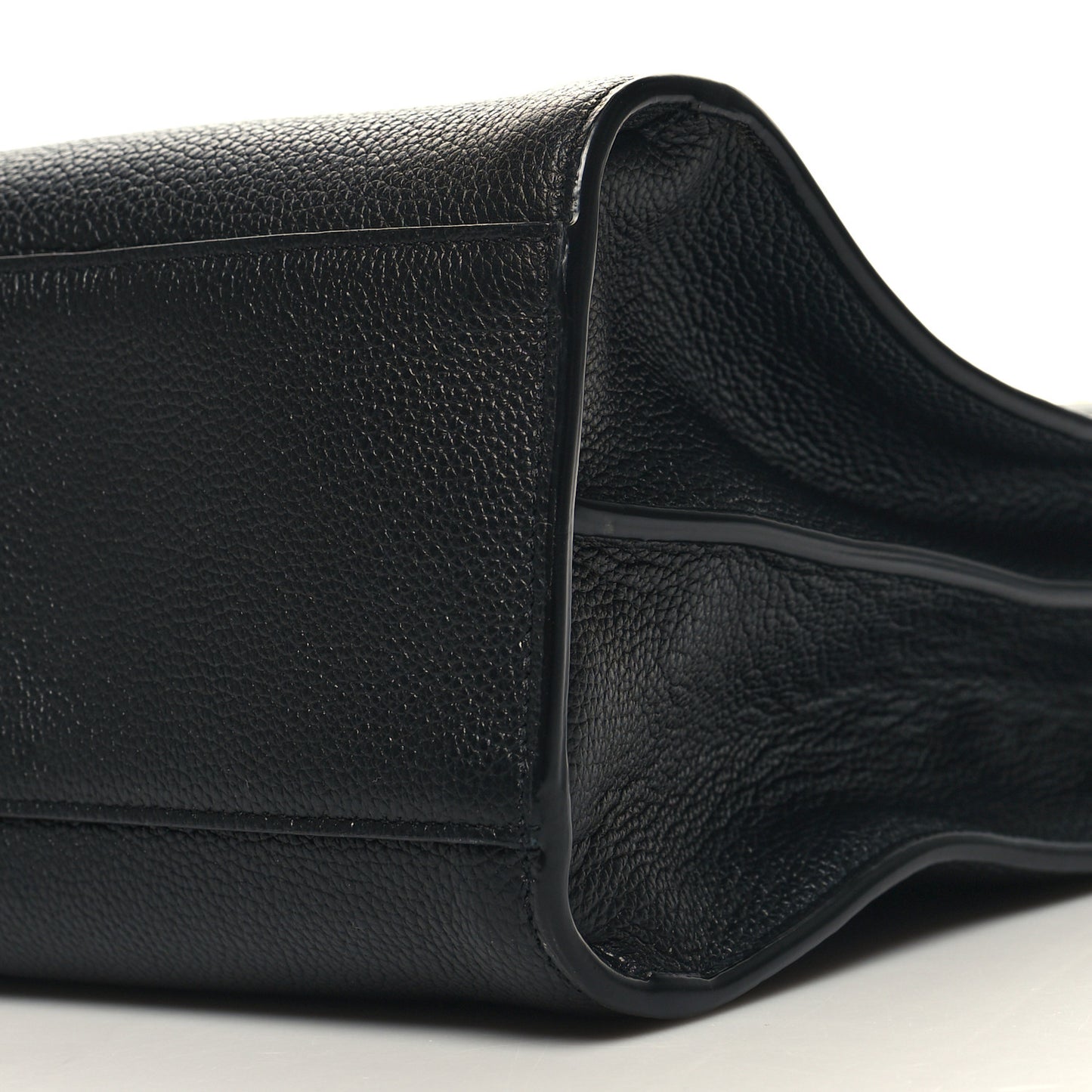 Grained Calfskin Large Thin Sac De Jour Black