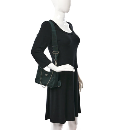 Prada Re-Nylon Saffiano Re-Edition 2005 Shoulder Bag Smeraldo 2 of 11