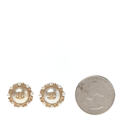 Chanel Pearl CC Round Earrings Light Gold 2 of 5