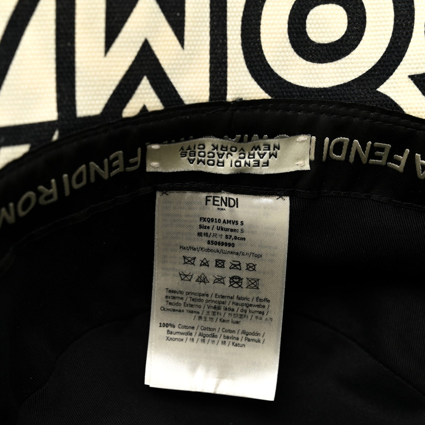 x MARC JACOBS Canvas Logo Print Bucket Hat S Black White