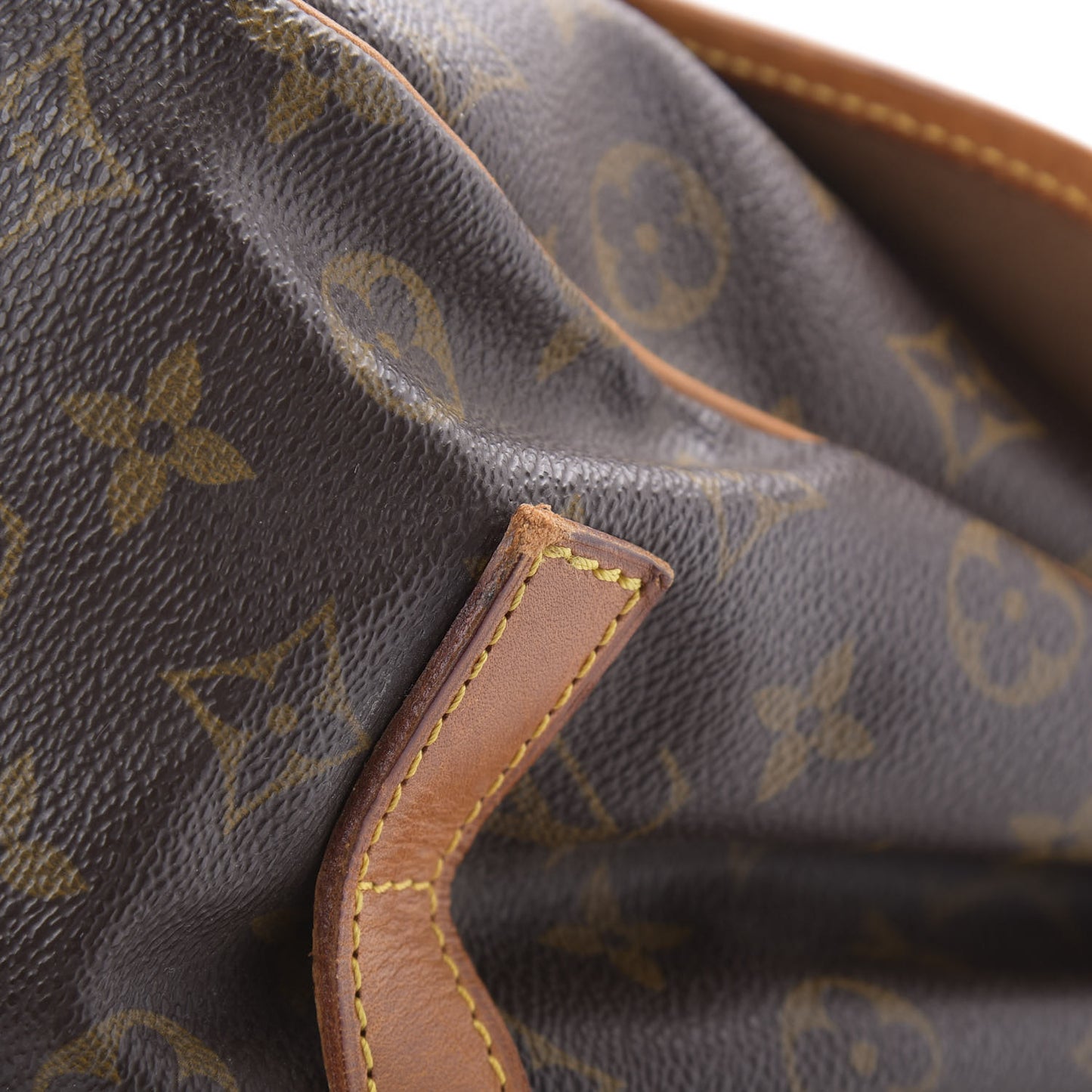 Monogram Saumur 35