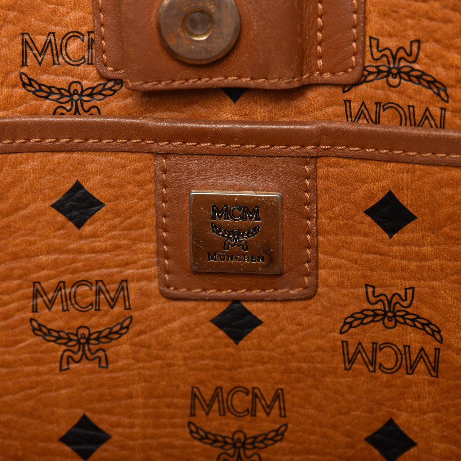 MCM Visetos Crocodile Embossed Medium Liz Shopper Tote Cognac 8 of 10