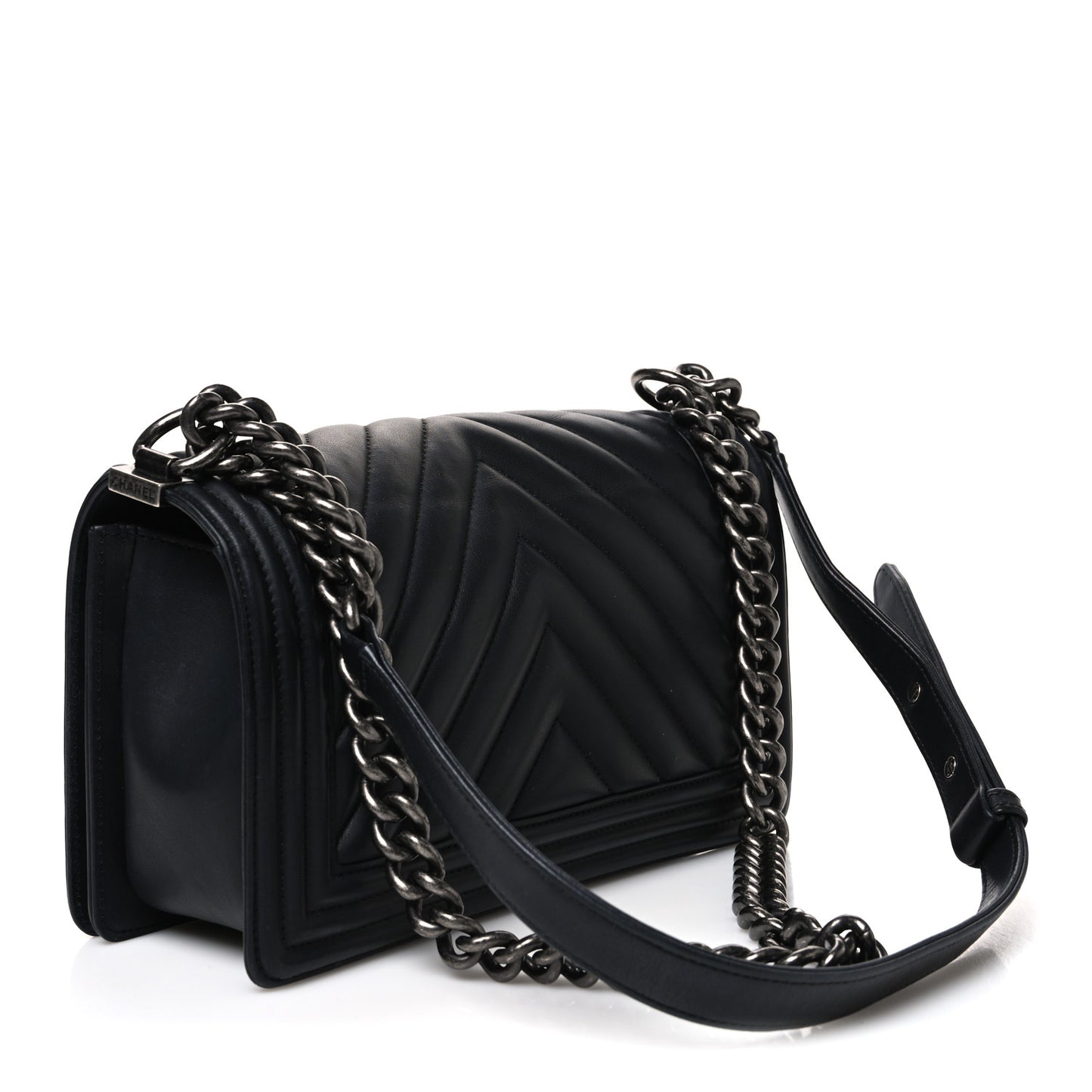 Calfskin Chevron Quilted Medium Boy Flap Black