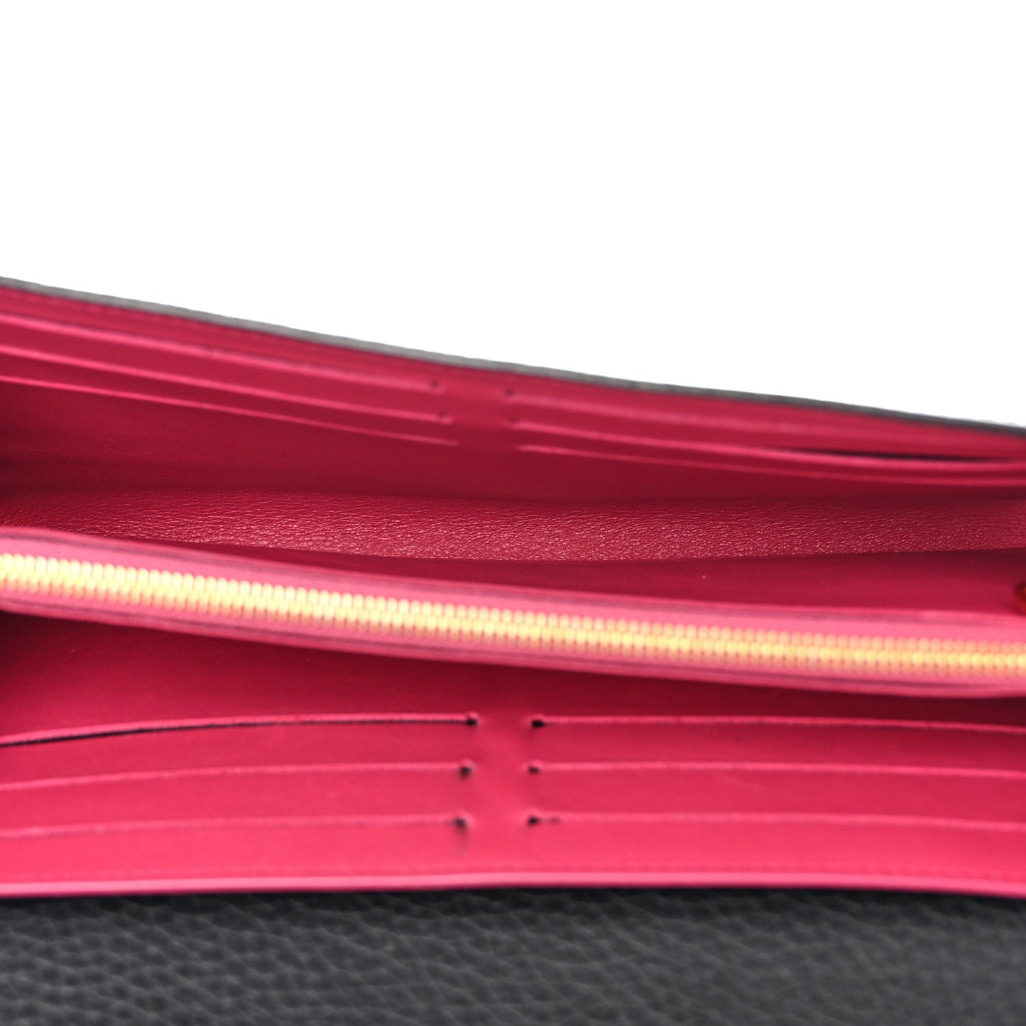 Taurillon Capucines Wallet Black