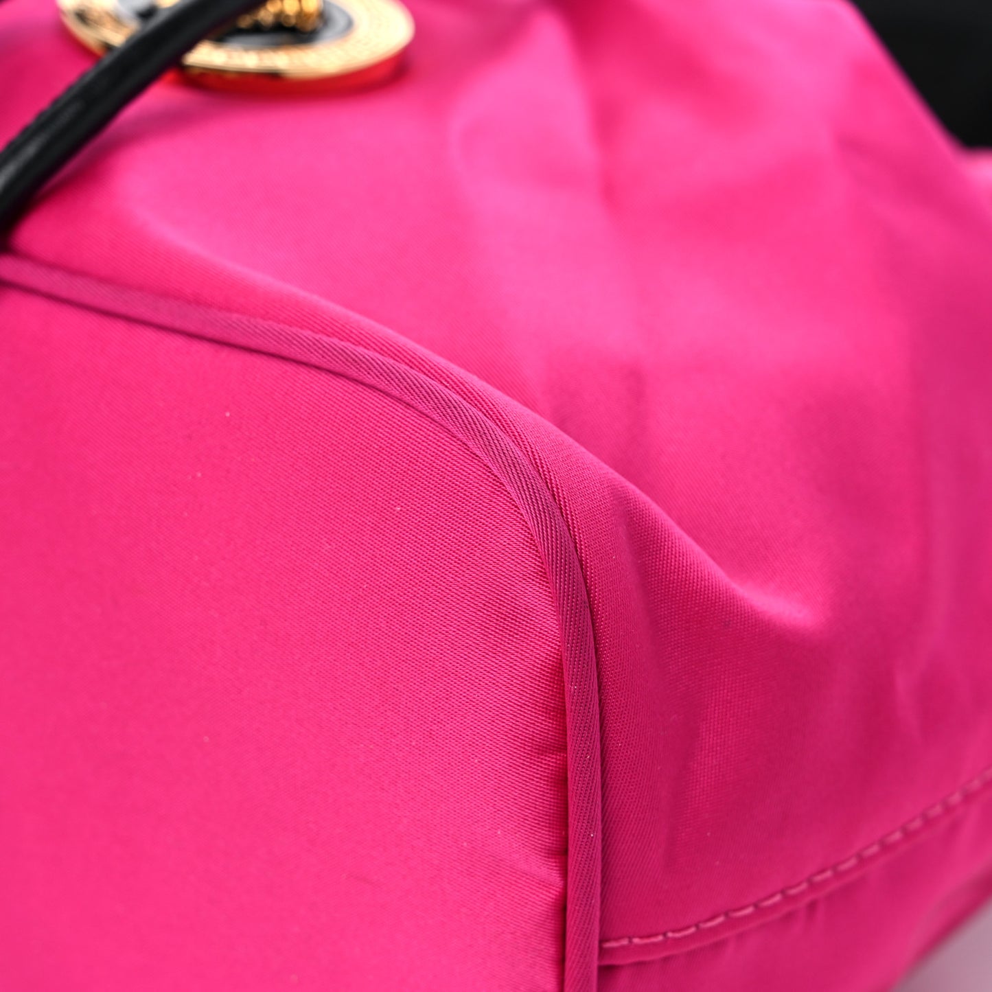 NylonMedusa Drawstring Bucket Bag Dahlia Black