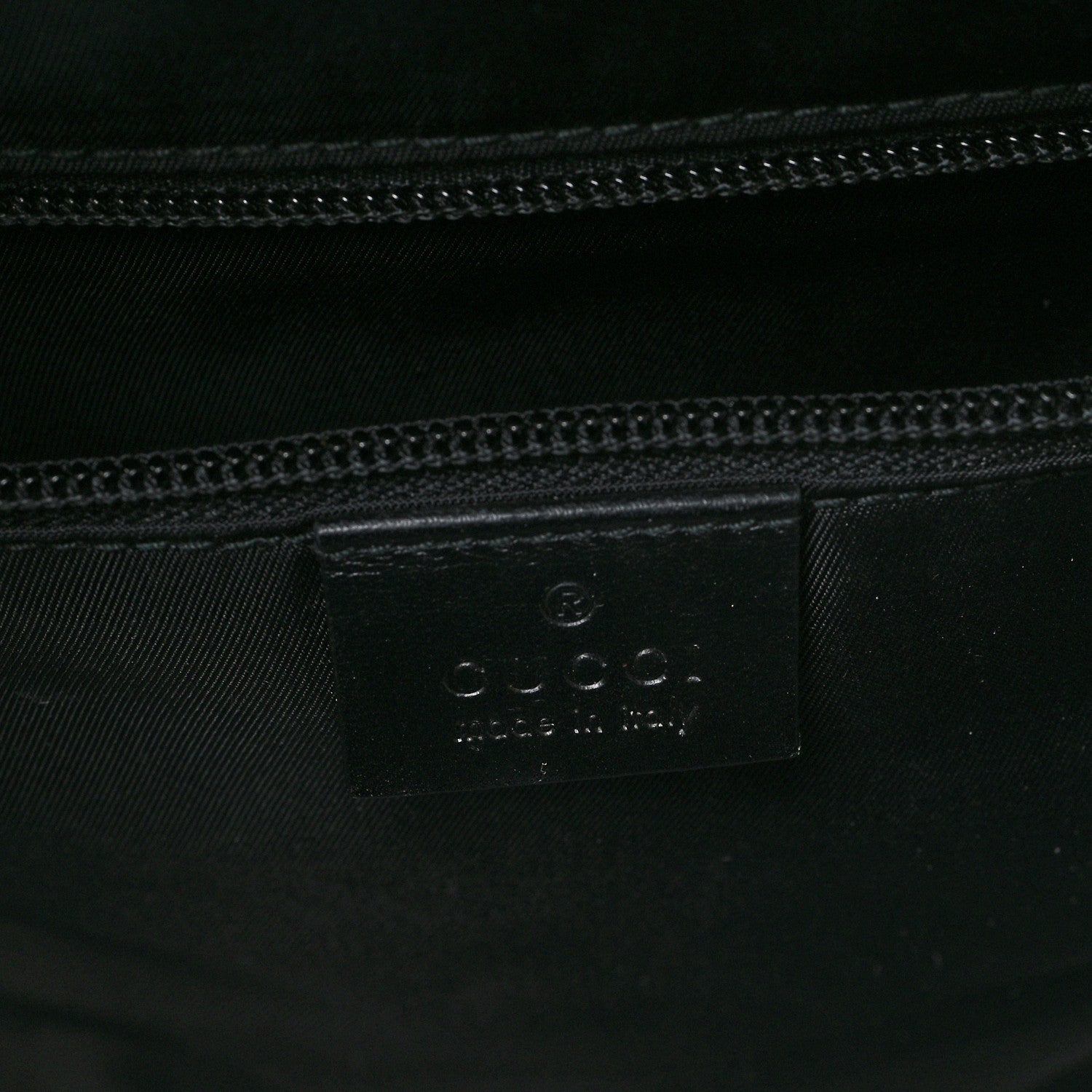 Gucci GG Supreme Monogram Medium Day Backpack Grey Black 10 of 12