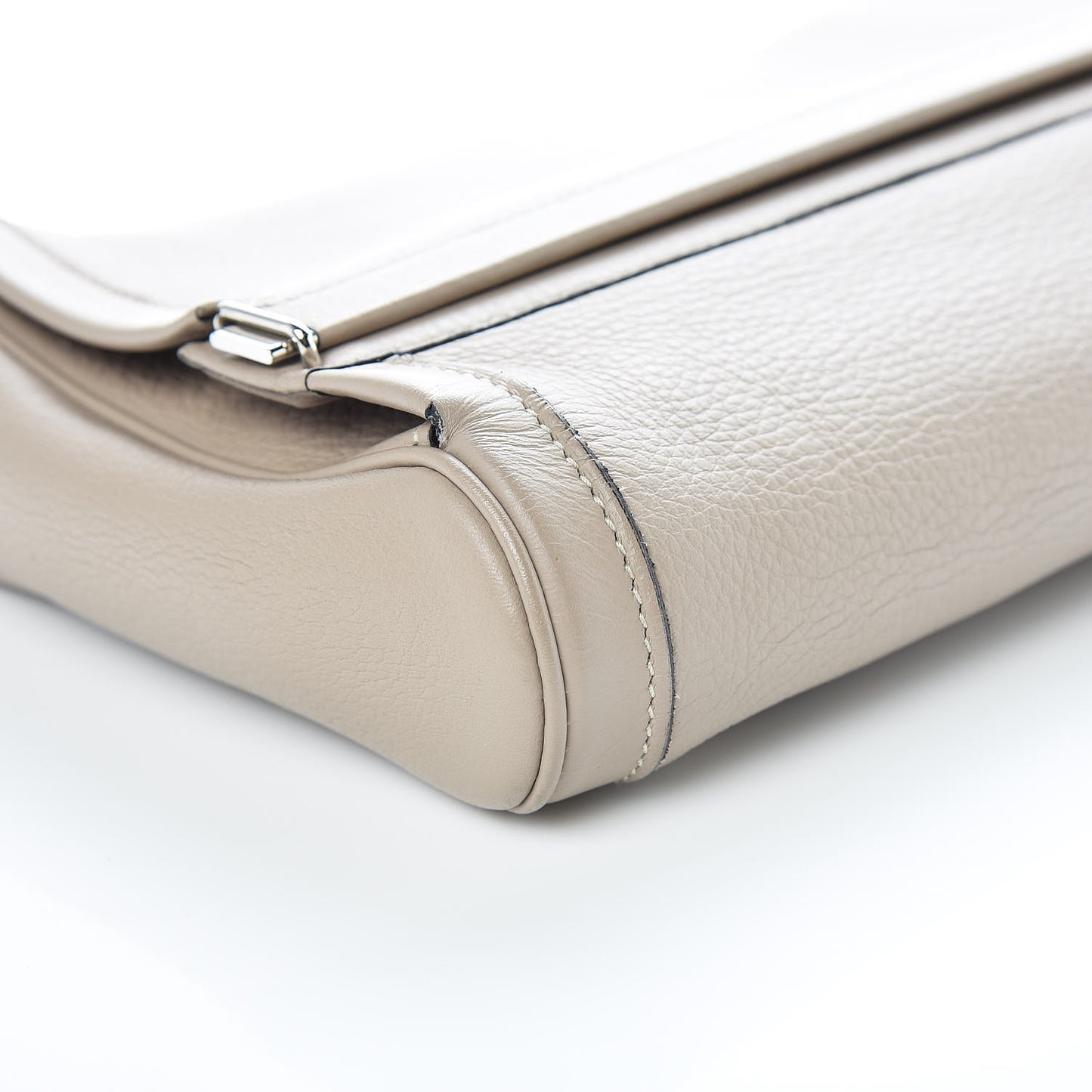 Taurillon Clemence Equi Clutch Gris Tourterelle