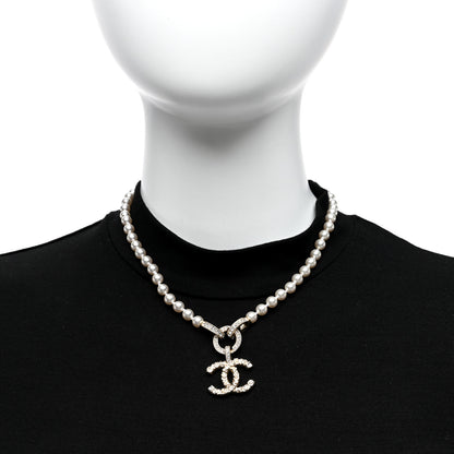 Chanel Pearl Crystal CC Short Logo Necklace Gold 3 of 5