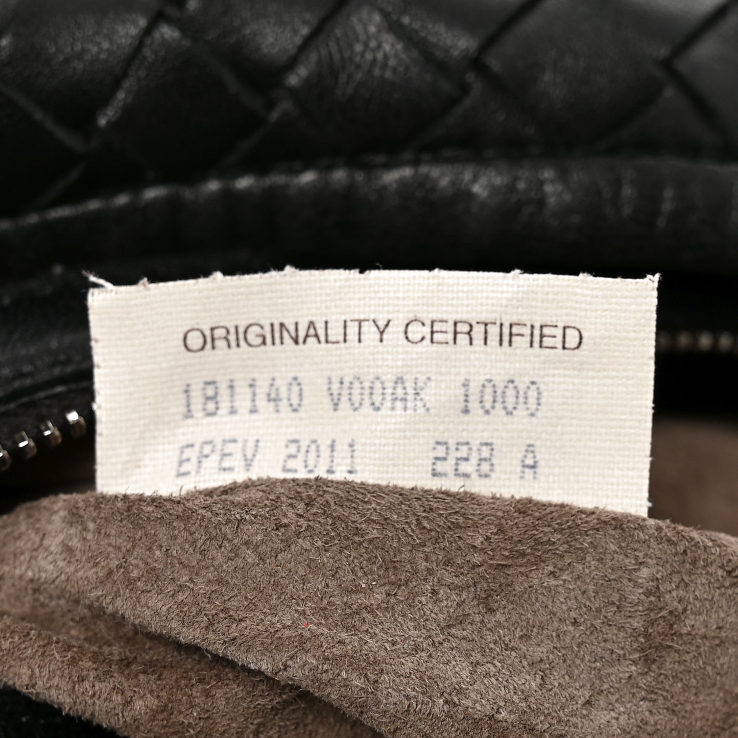 Nappa Intrecciato Fuzzy Maxi Veneta Hobo Black
