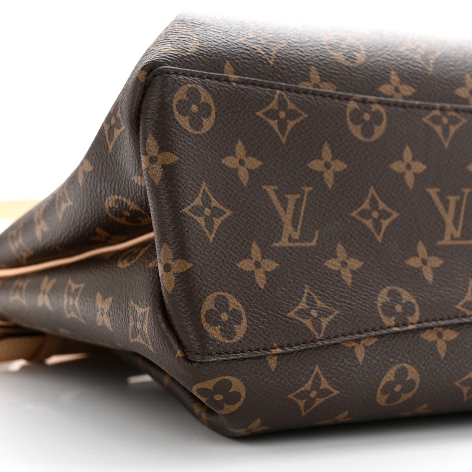 Louis Vuitton Monogram Rivoli MM 9 of 11
