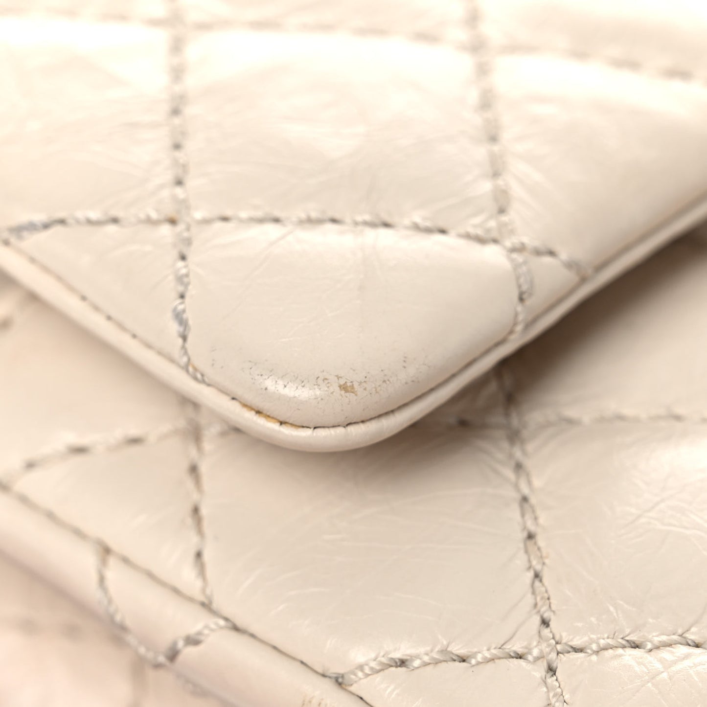 Aged Calfskin Quilted 2.55 Reissue 225 Flap White
