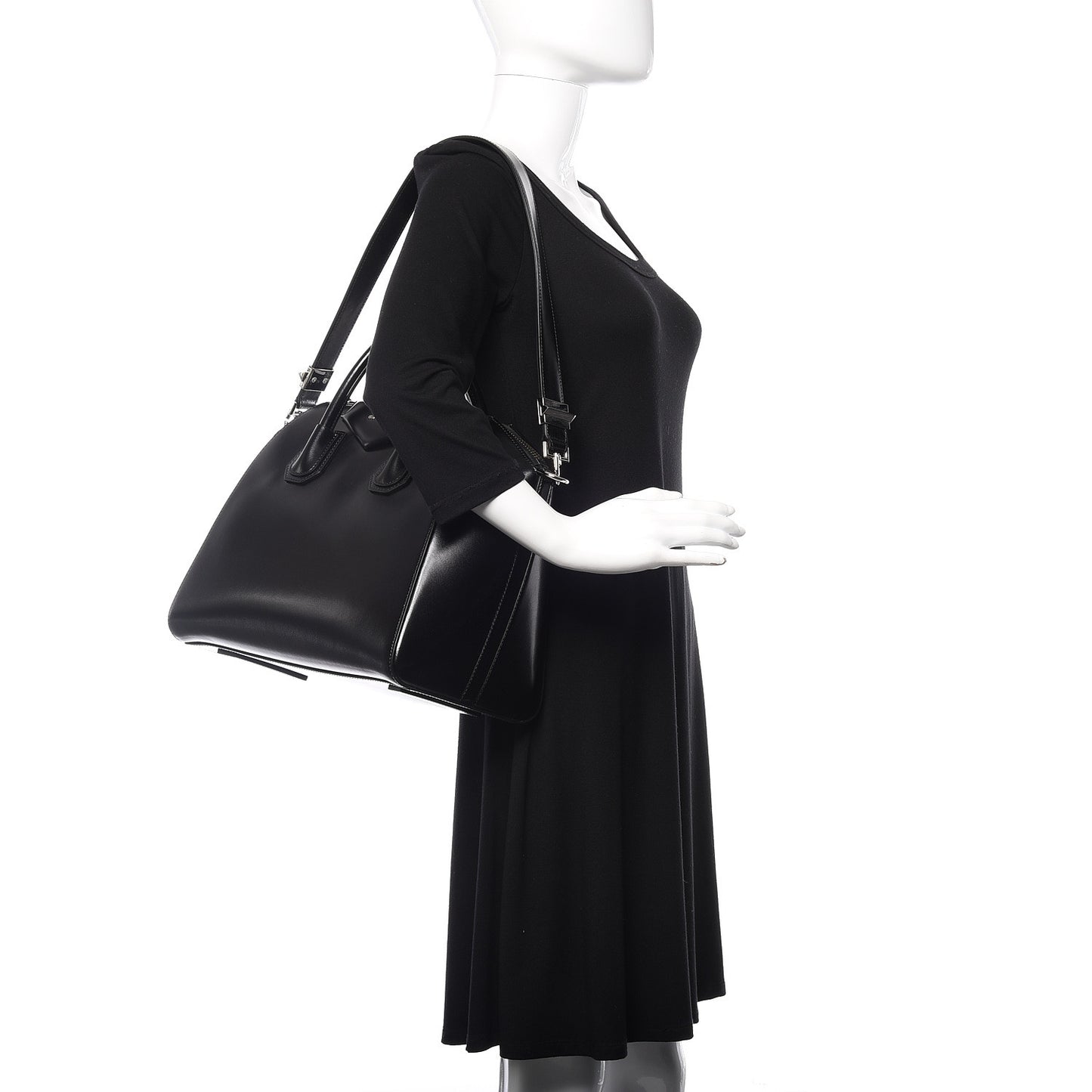 Shiny Lord Calfskin Medium Antigona Black