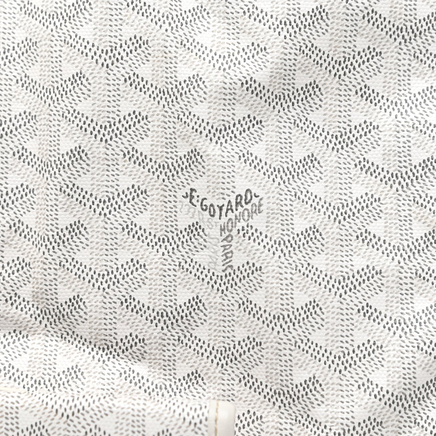 Goyardine Saint Louis GM White