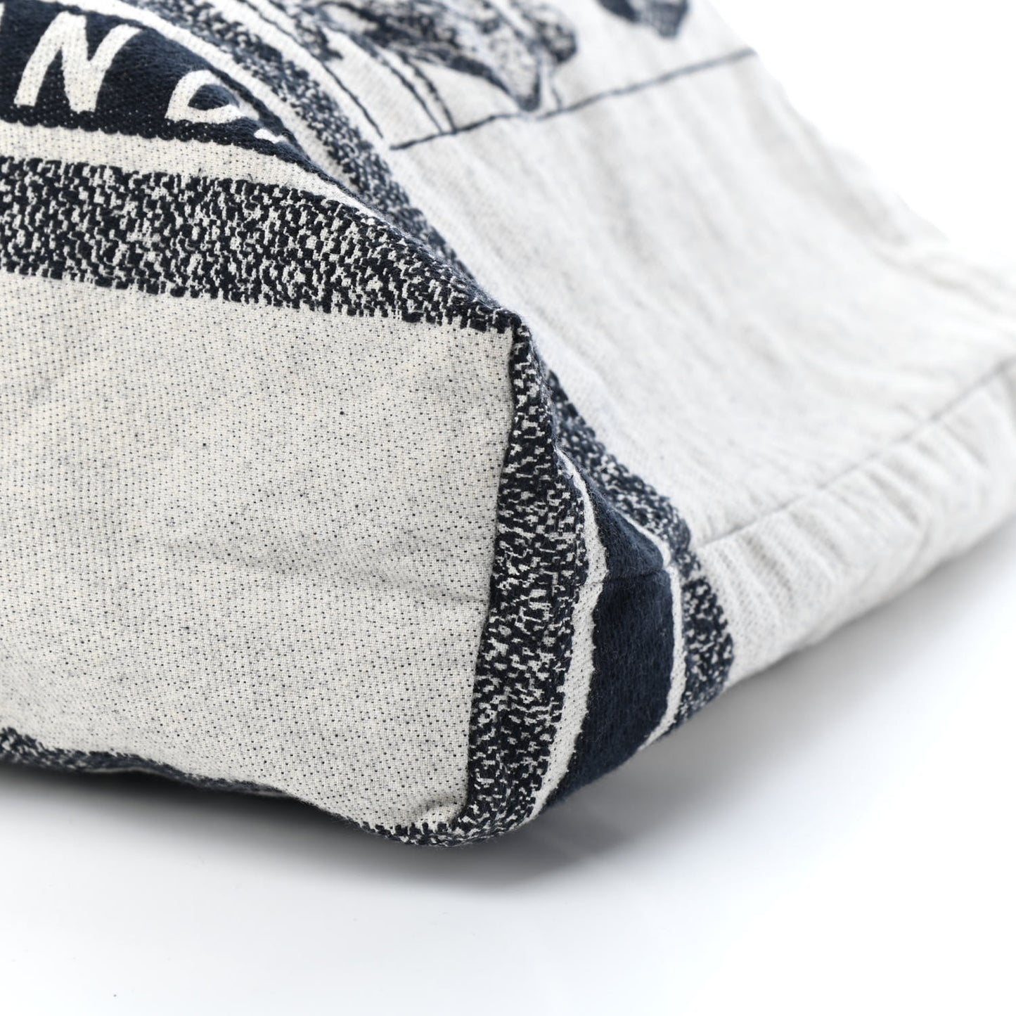 Canvas Print Cruise Tote Ivory Black
