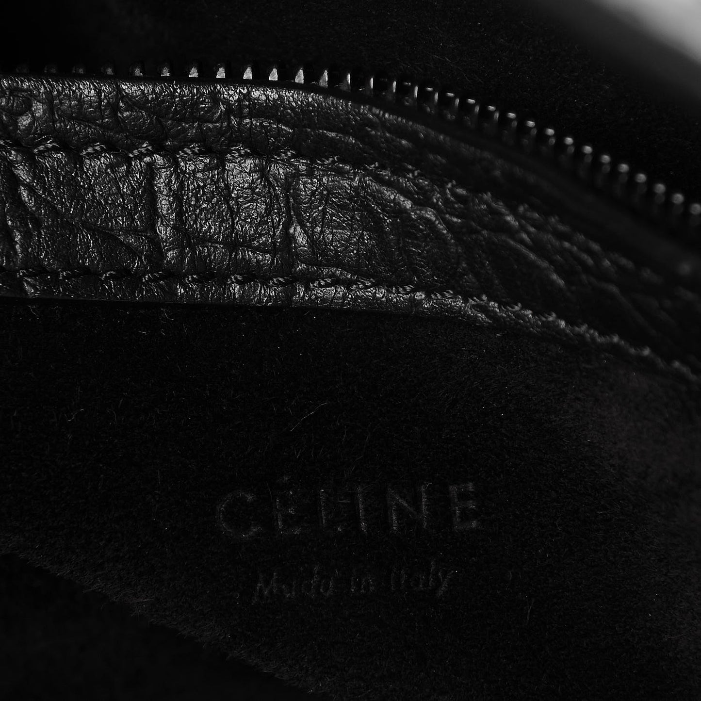 Crocodile Embossed Calfskin Medium Phantom Luggage Black