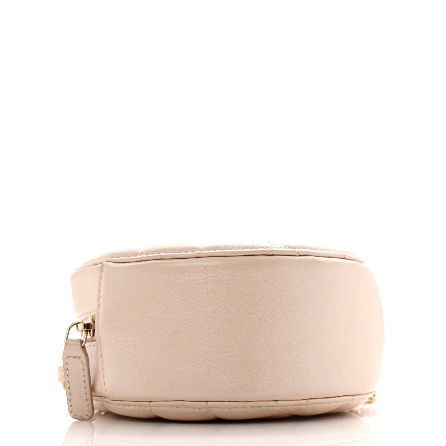 Iridescent Lambskin Quilted Pearl Round Clutch With Chain Light Beige