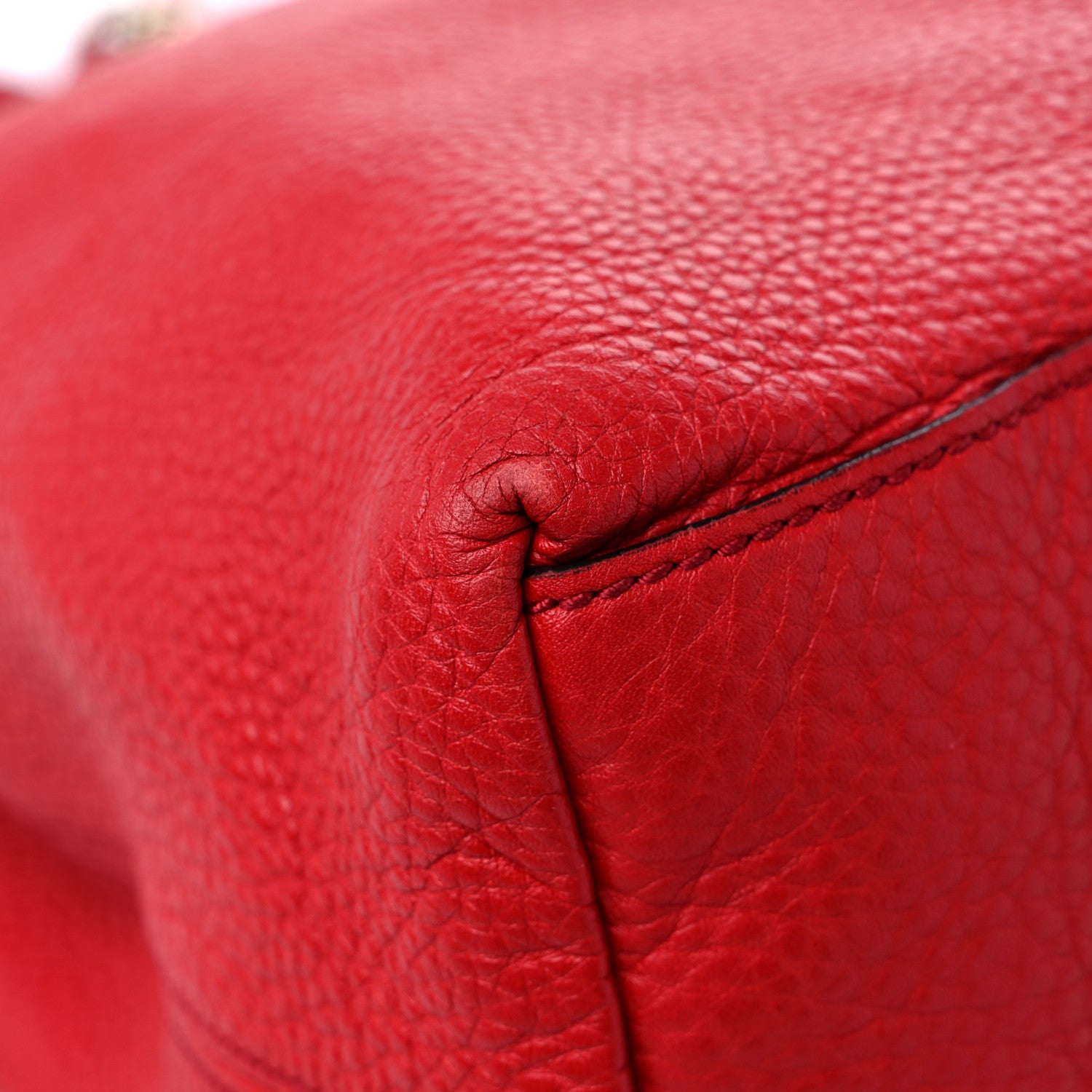 Gucci Pebbled Calfskin Medium Soho Chain Shoulder Bag Tabasco Red 10 of 17