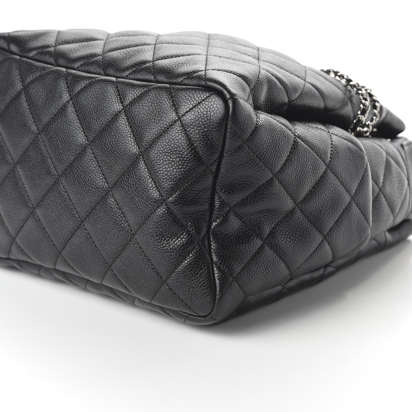 Caviar Quilted Small Chain Bucket Bag Black