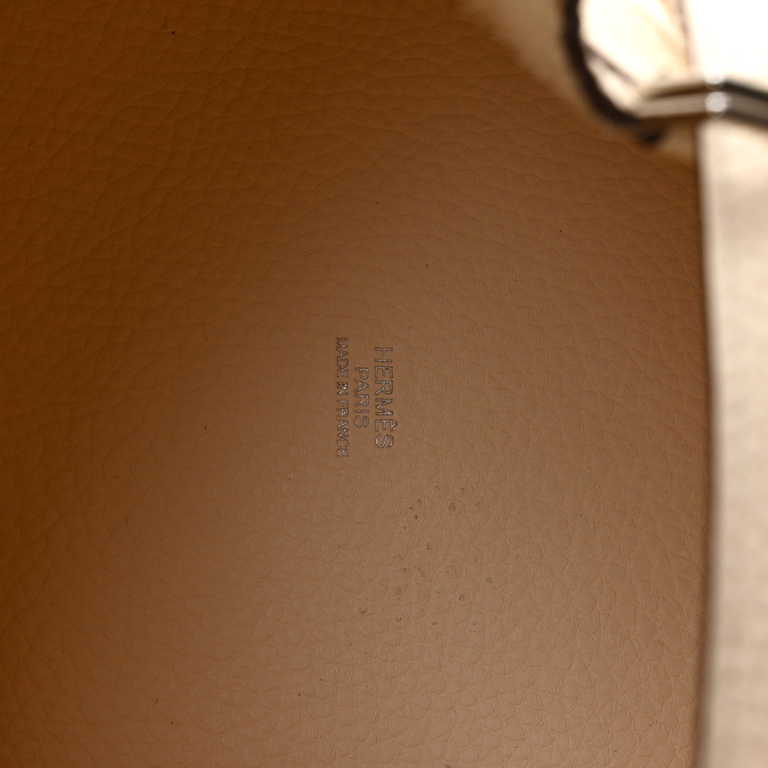 Hermes Taurillon Clemence Picotin Lock 18 PM Nata 6 of 12