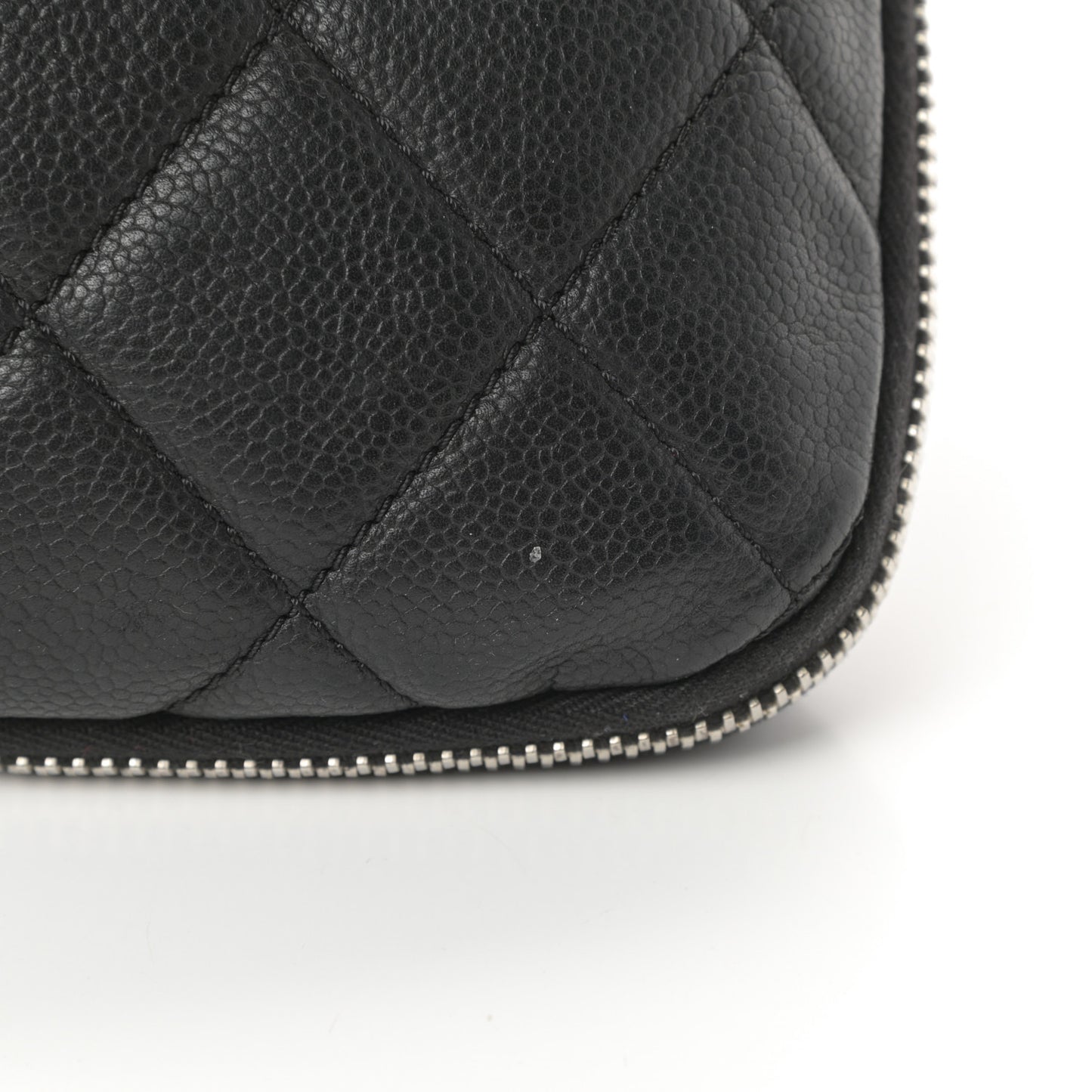 Caviar Quilted Expandable Zip Shoulder Bag Black