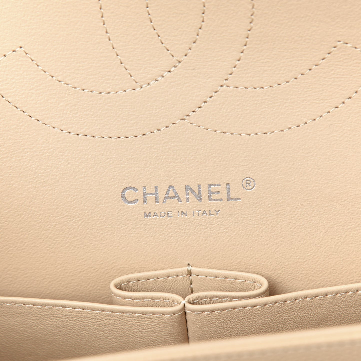 Caviar Quilted Jumbo Double Flap Beige Clair