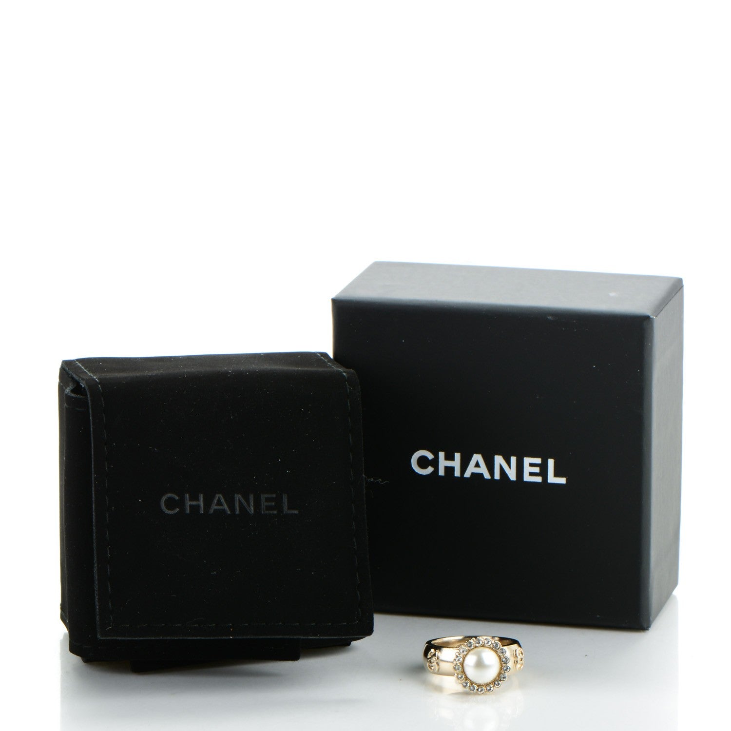 Chanel Pearl Crystal CC Ring 54 7 Gold Pearly White 5 of 5