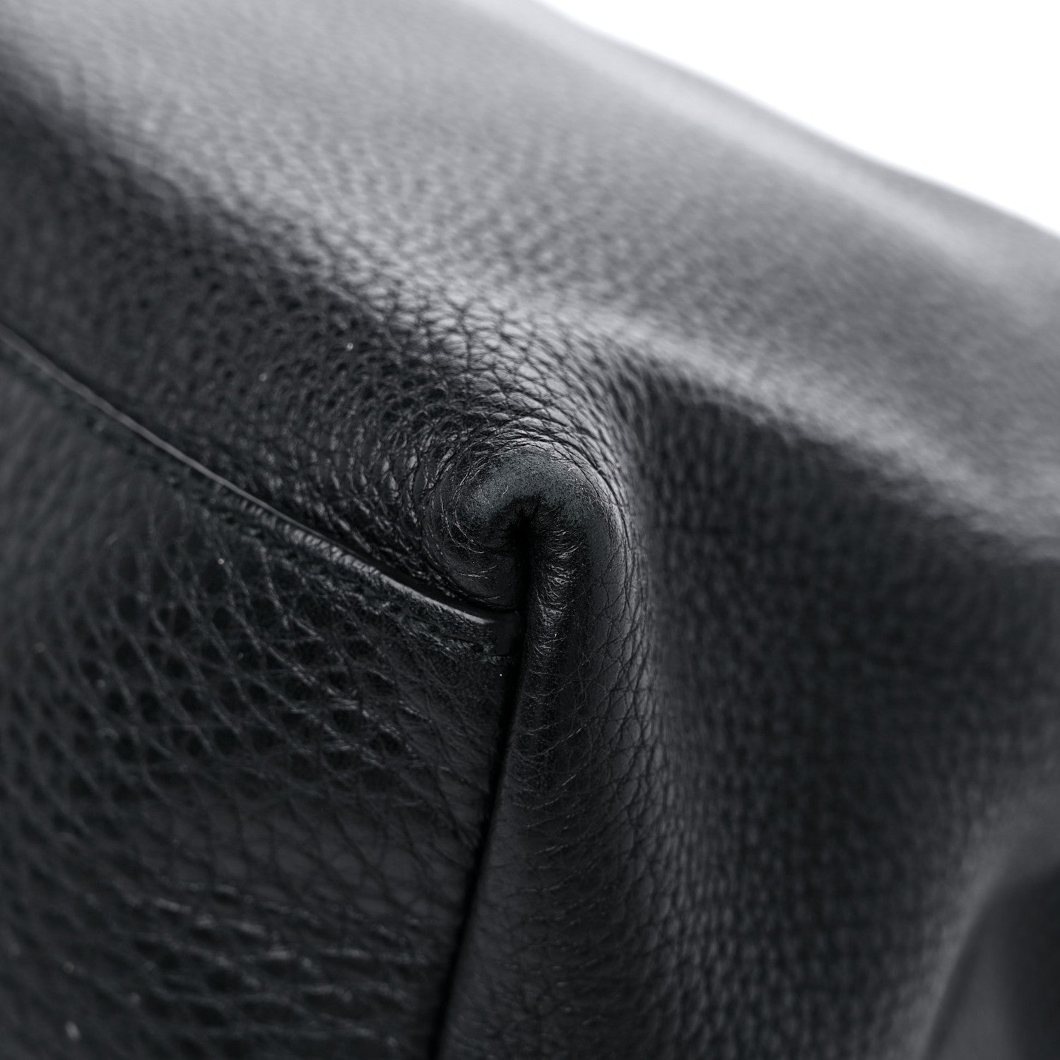 Gucci Pebbled Calfskin Medium Soho Chain Shoulder Bag Black 11 of 15