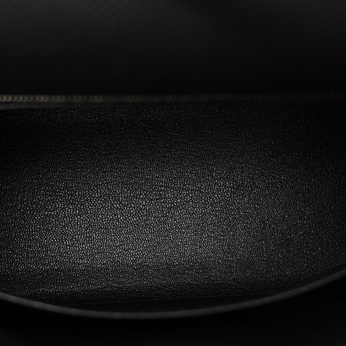 Epsom Kelly Sellier 25 Black