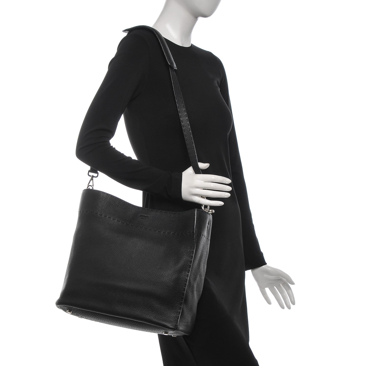 Fendi Cuoio Romano Selleria Large Anna Bucket Bag Black 2 of 6