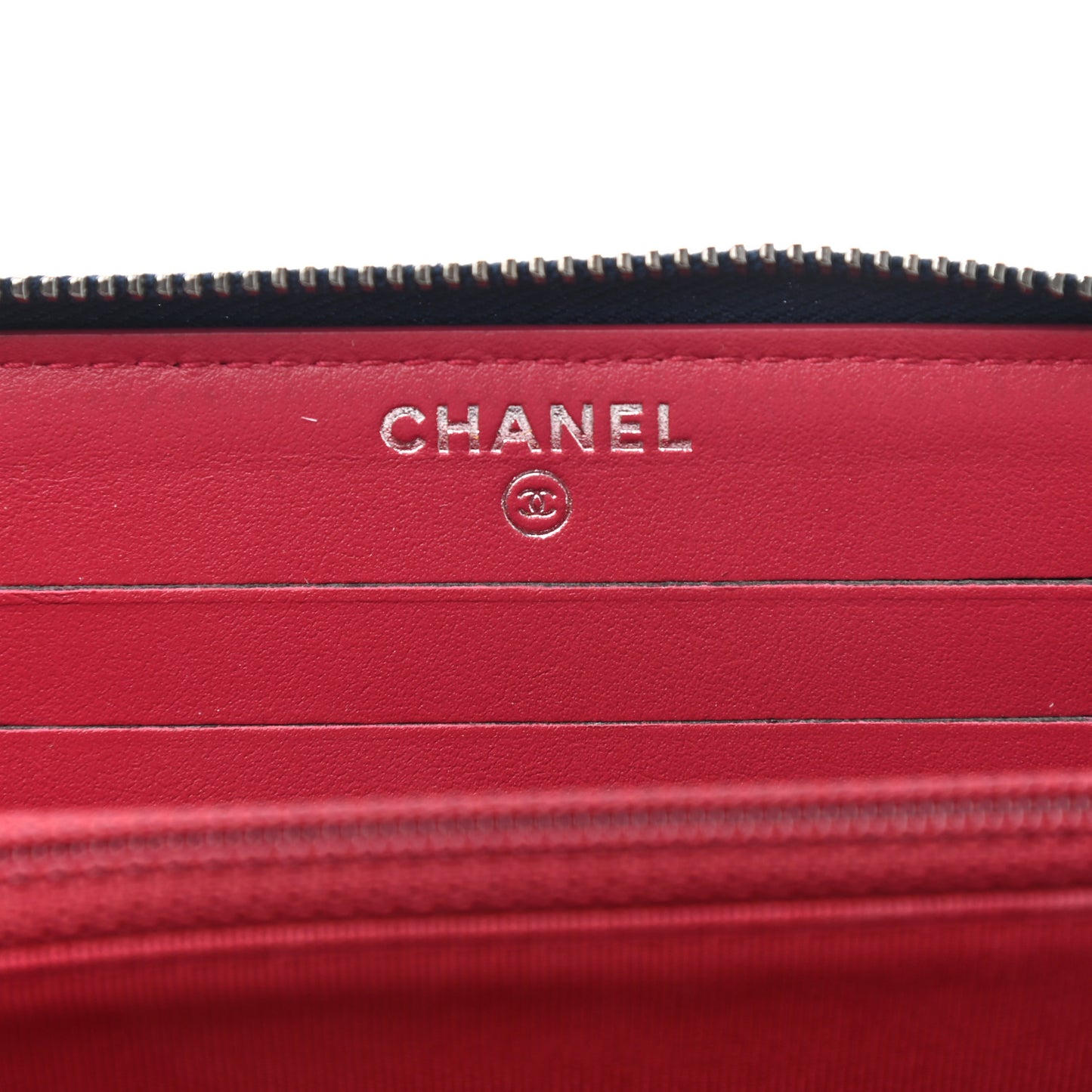Aged Calfskin Quilted Small Gabrielle Zip Around Wallet Blue Black