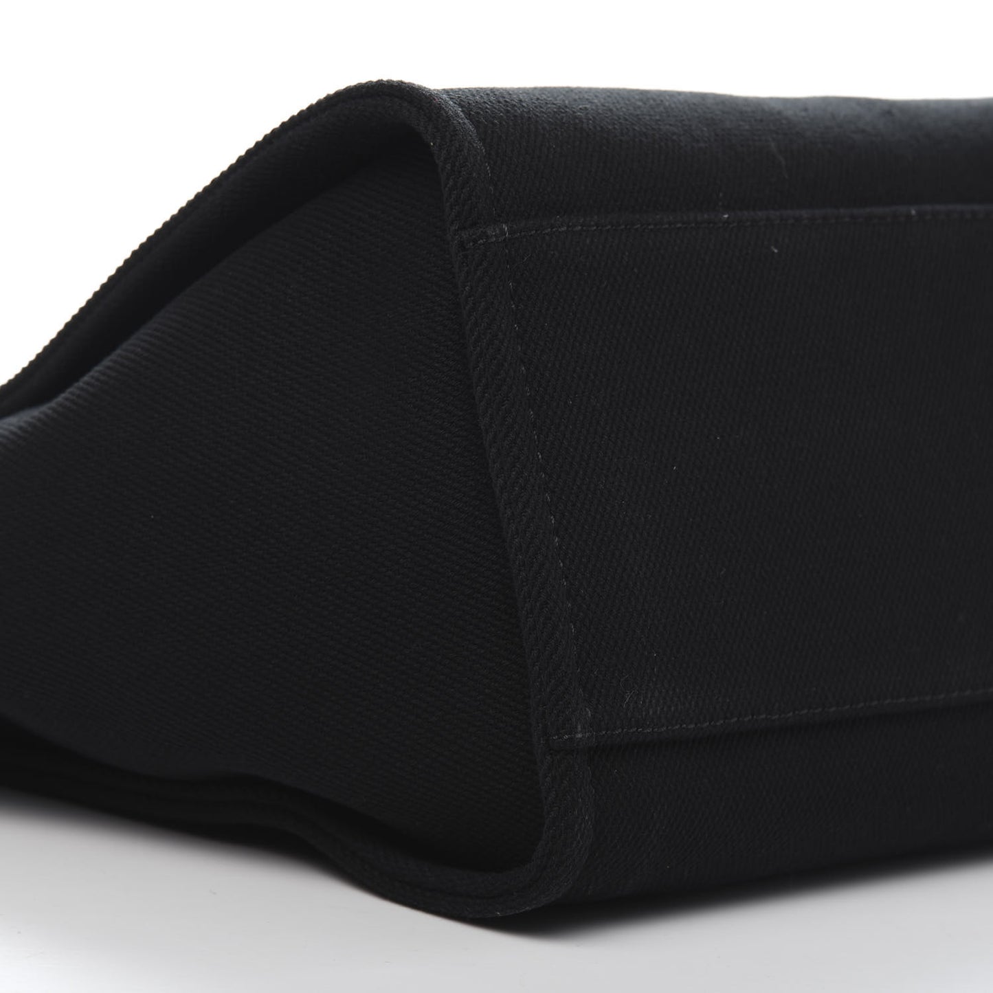 Canvas Pearl Medium Deauville Tote Black