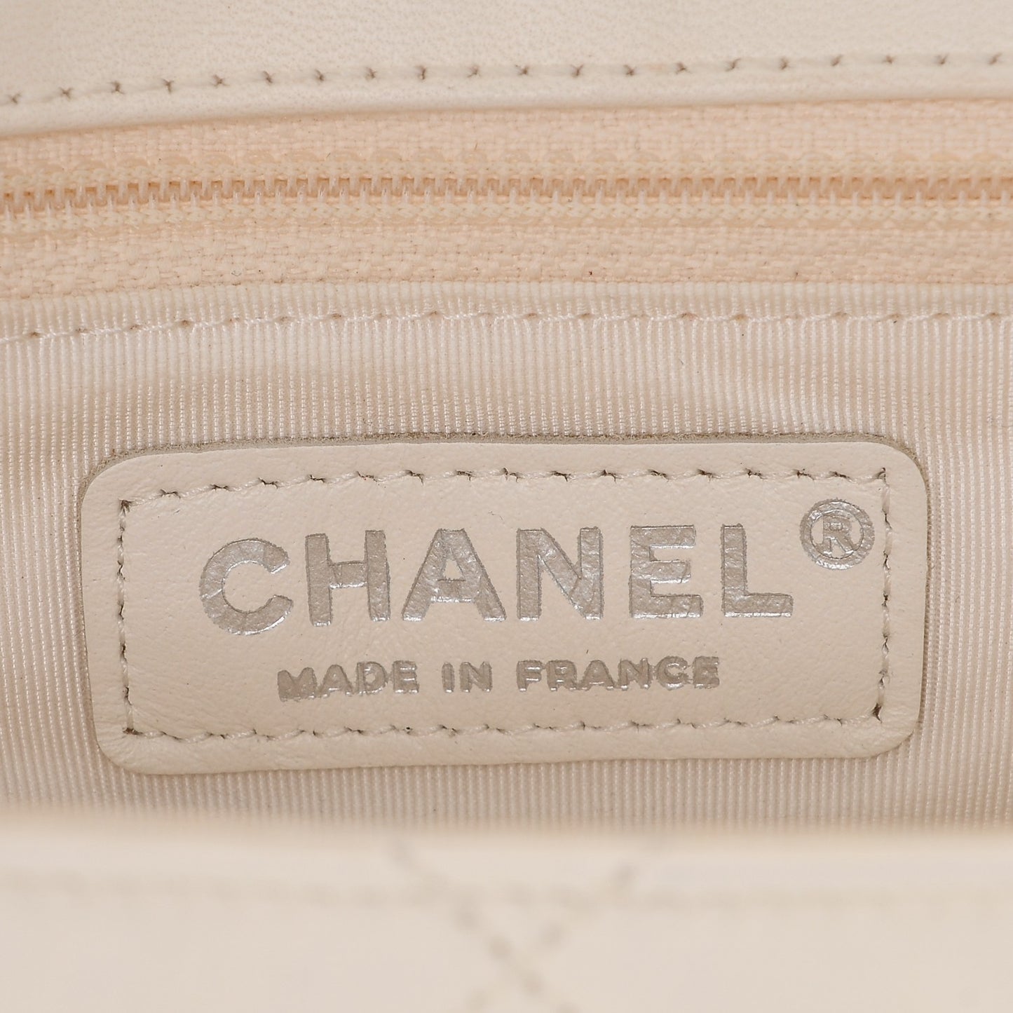 Quilted Lambskin Medium Hula Hoop Flap Ivory