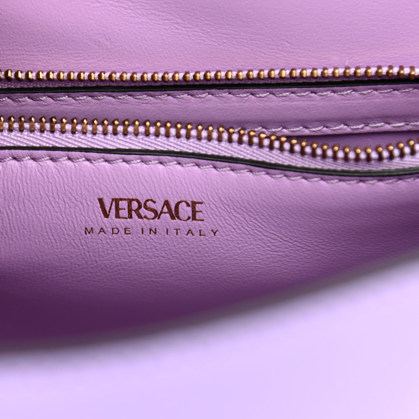 Calfskin Medium La Medusa Top Handle Handbag Lilac