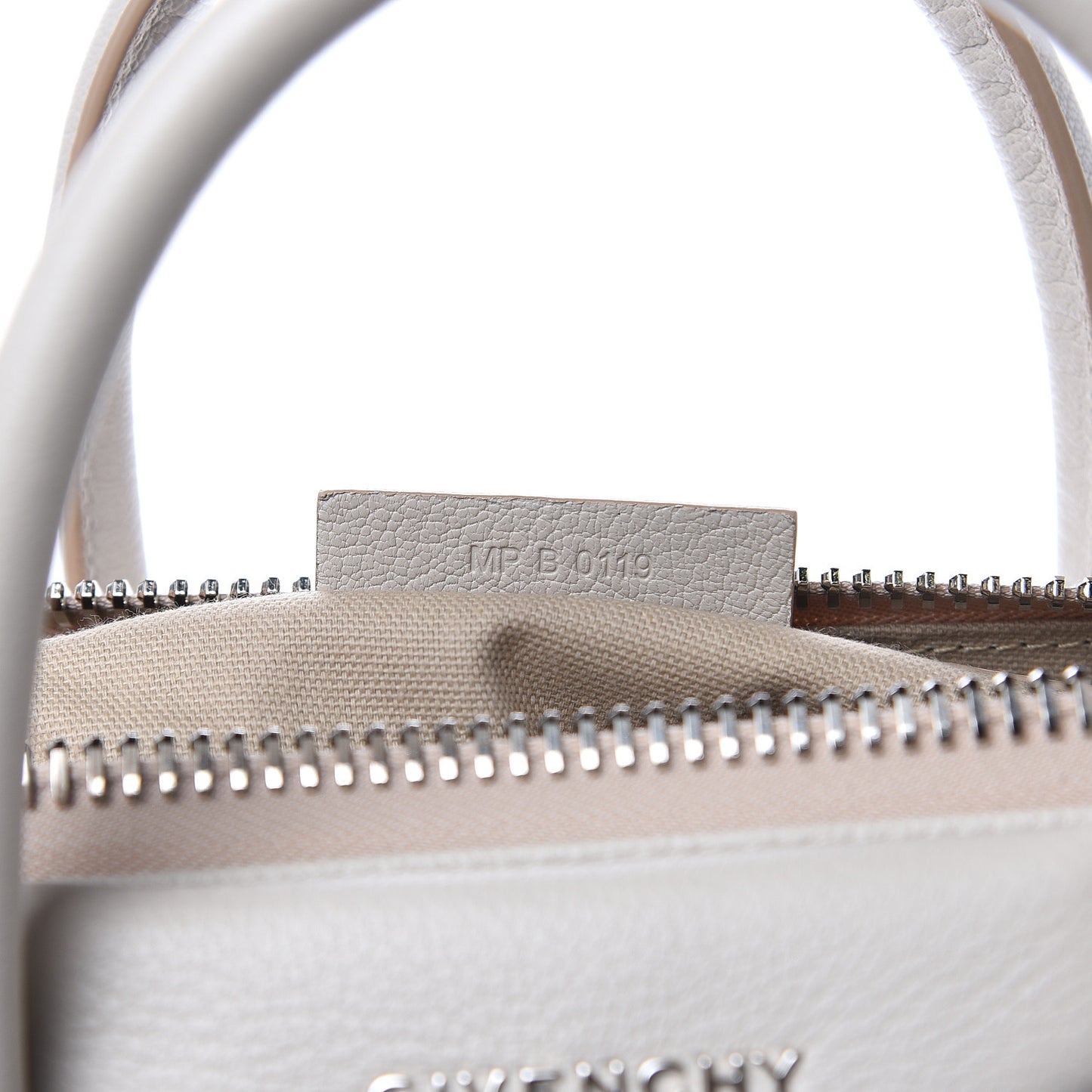 Sugar Goatskin Small Antigona Natural