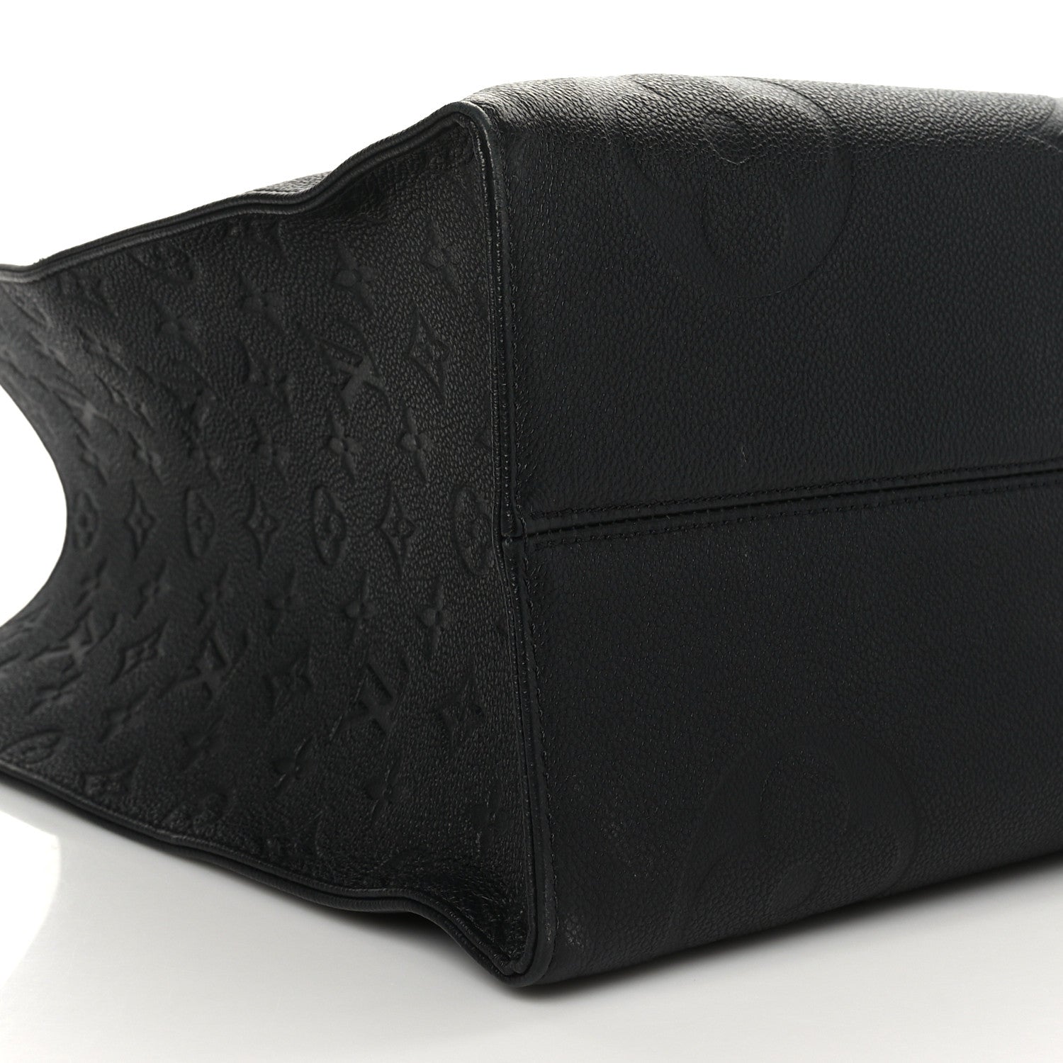 Louis Vuitton Empreinte Monogram Giant Onthego GM Black 8 of 8