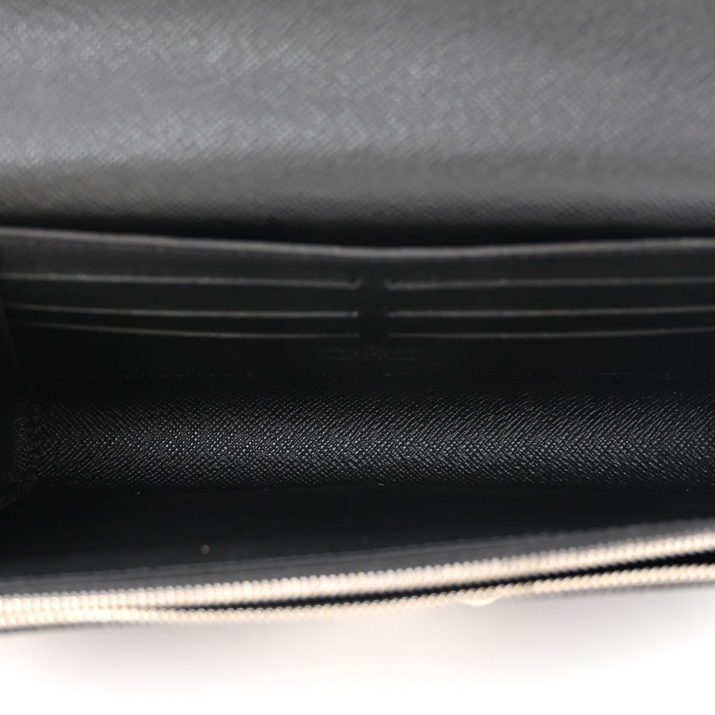 Epi Twist Chain Wallet Black