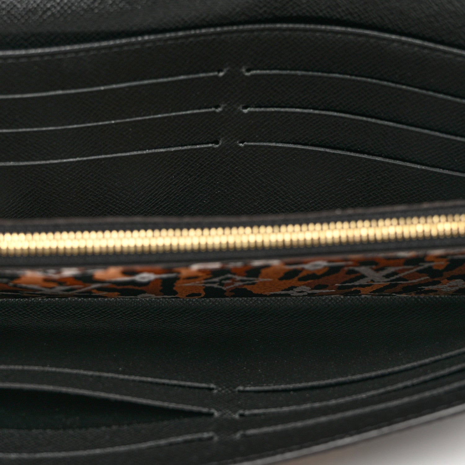 Louis Vuitton Monogram Giant Jungle Sarah Wallet Black 5 of 6