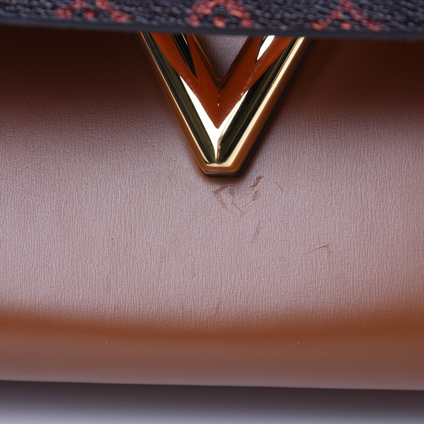 Calfskin Catogram Twist Shoulder Bag MM Marron