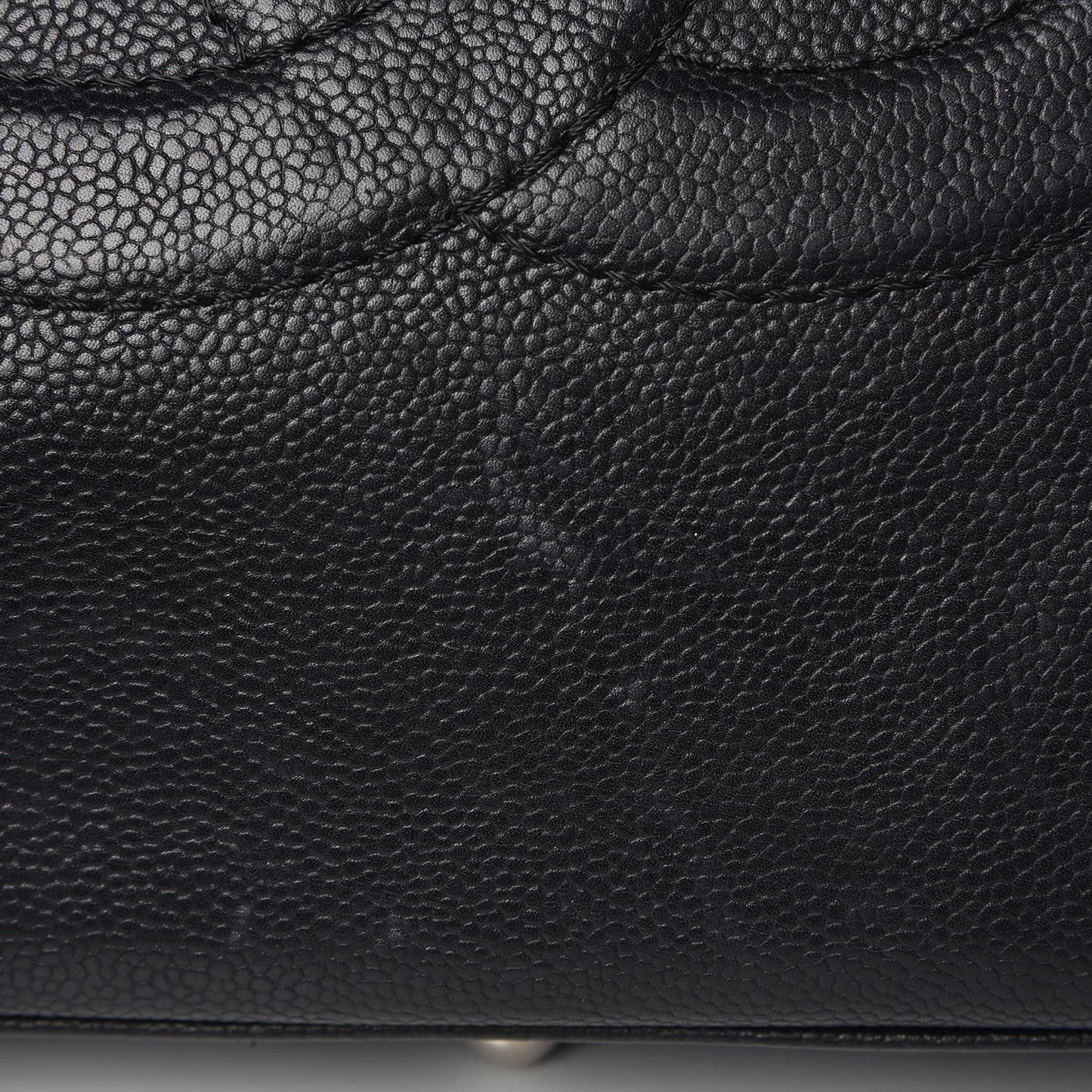Caviar Large CC Tuck Tote Black