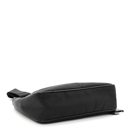 Prada Nylon Re-Edition 2005 Shoulder Bag Black 4 of 9