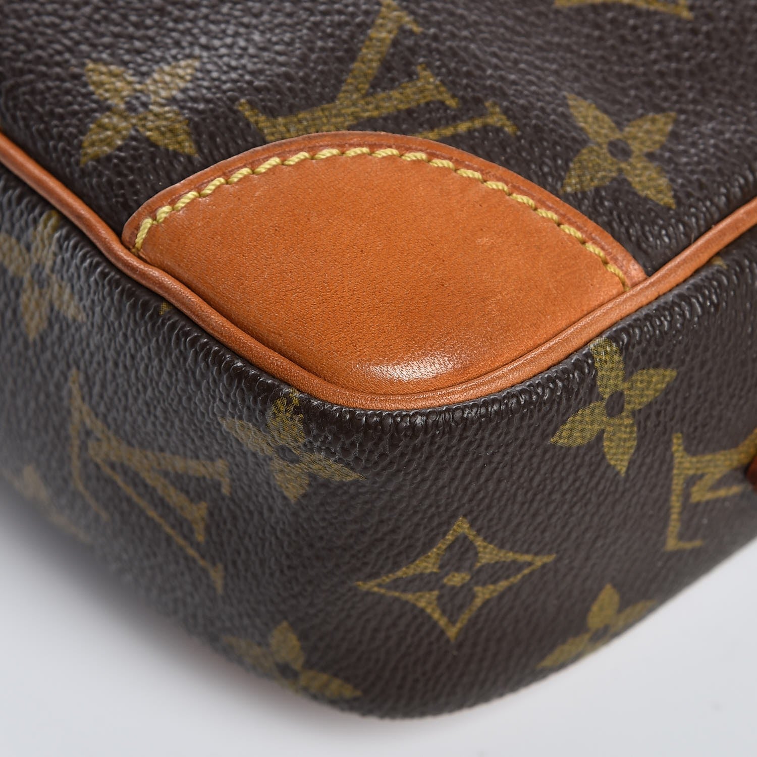 Louis Vuitton Monogram Trocadero 24 15 of 15