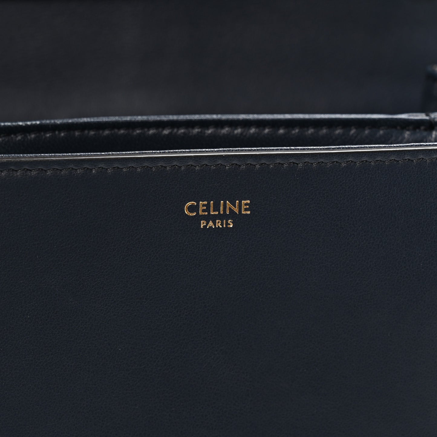 Smooth Calfskin Medium Tabou Navy Blue